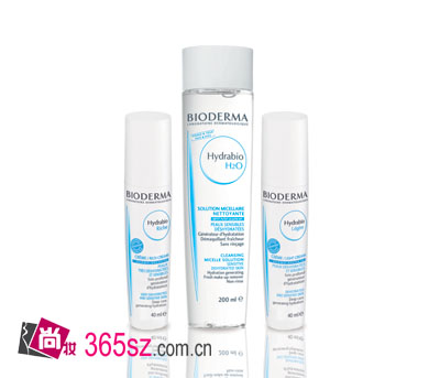     BIODERMA HYDRABIO水润保湿系列即将在09年2月面市，这个系列是法国贝德玛一年前在华上市时推出舒妍系列之后，又亲力推出的另一皇牌系列产品即诺贝尔奖保湿智慧——疏通肌肤水莹管道科技。1991年，美国生化物学家